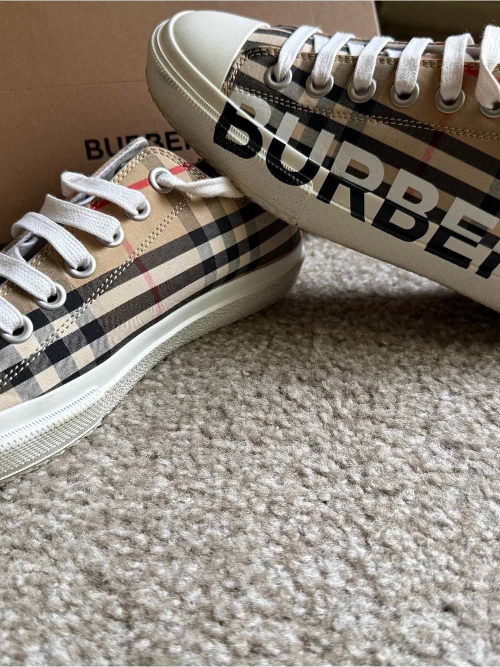 Burberry Beige Check Low-Top Sneakers with White Laces and Black Logo